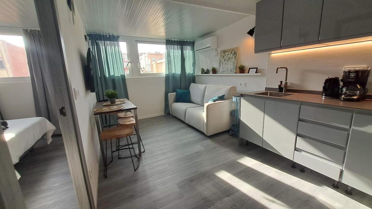 Topdown Apartments Оспиталет де Лобрегат Екстериор снимка